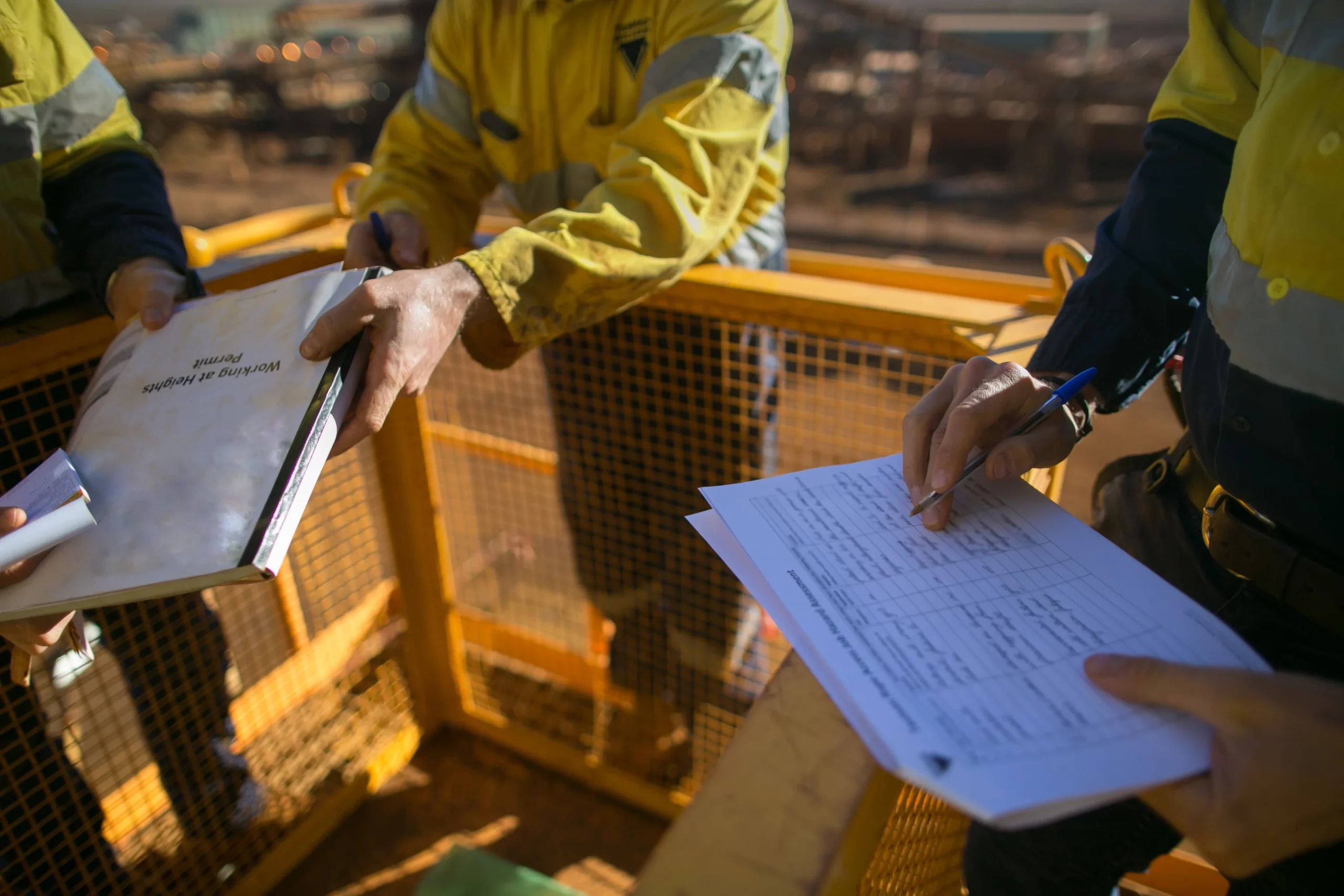 a health and safety executive carrying out a general workplace risk assessment 